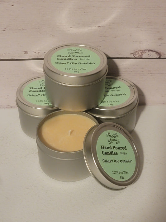 Útśqa7 Candle